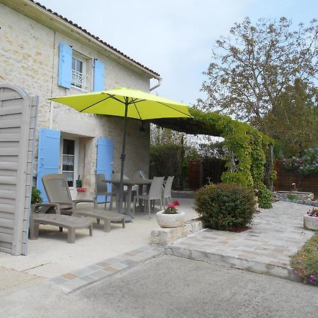 La Taillee Marais Poitevin Bord Riviere Peche ,Barque, Velos, Wifi, Linge, Cheminee, Cuisine, Terrain De Boules מראה חיצוני תמונה