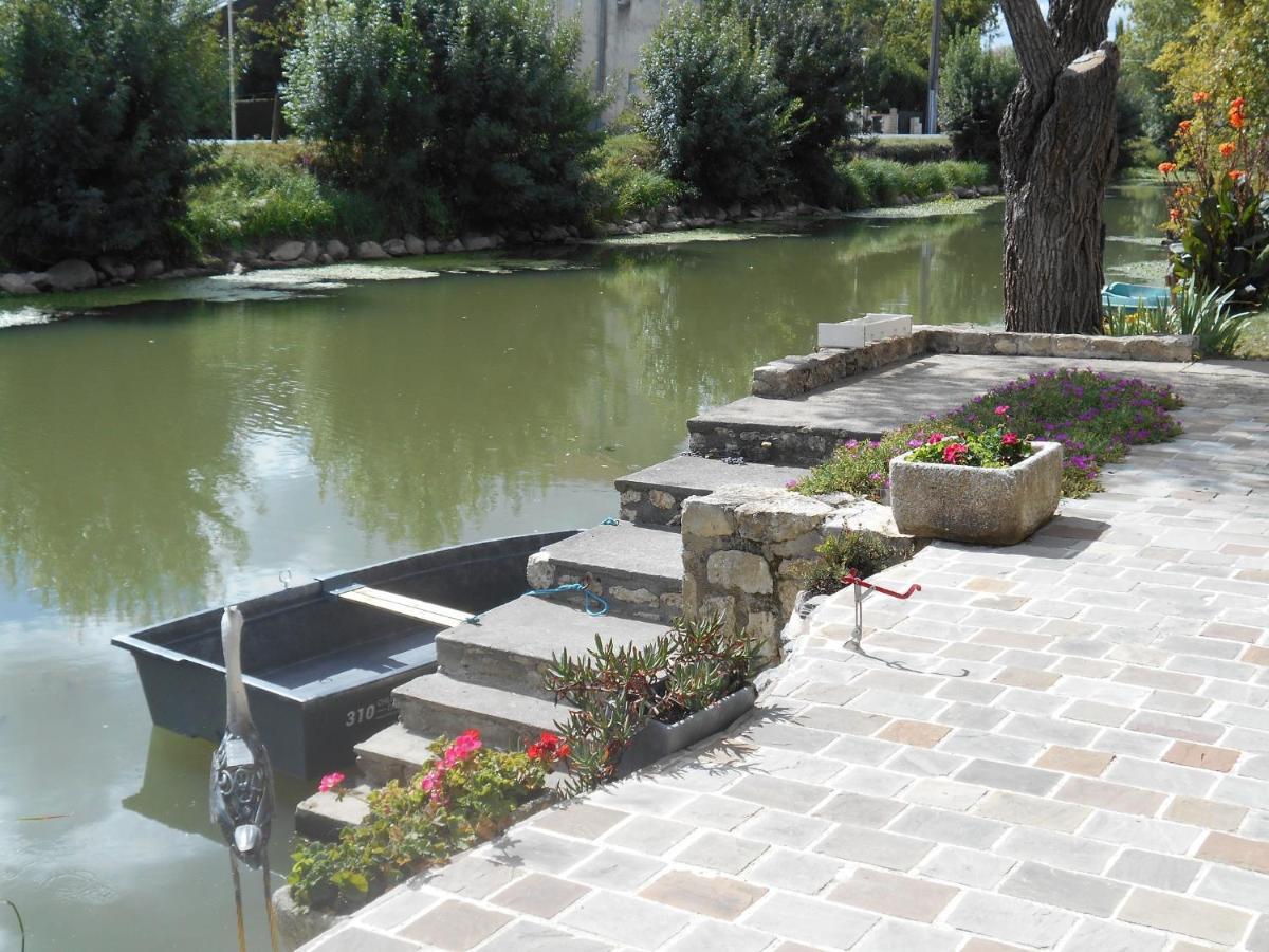 La Taillee Marais Poitevin Bord Riviere Peche ,Barque, Velos, Wifi, Linge, Cheminee, Cuisine, Terrain De Boules מראה חיצוני תמונה