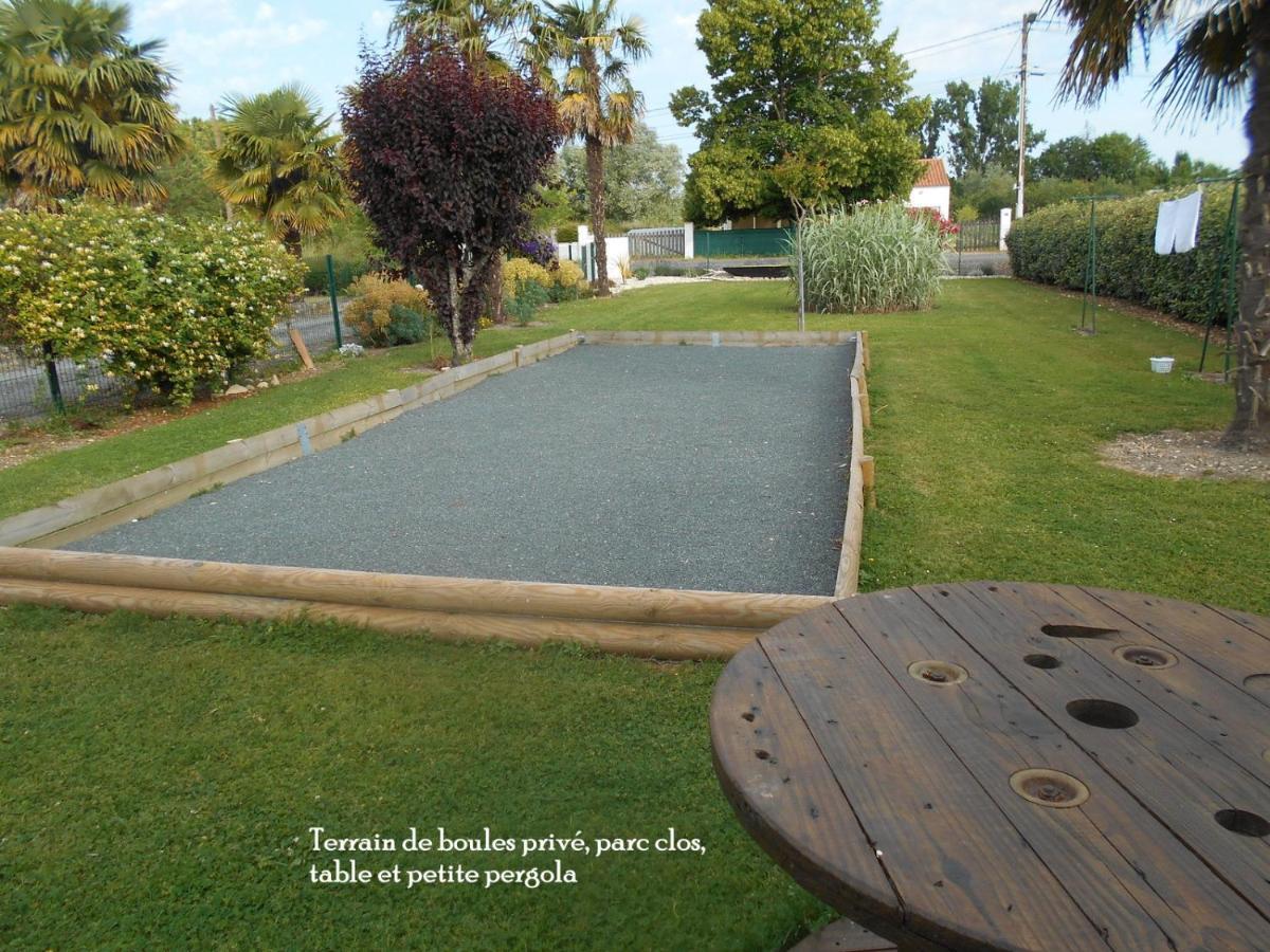 La Taillee Marais Poitevin Bord Riviere Peche ,Barque, Velos, Wifi, Linge, Cheminee, Cuisine, Terrain De Boules מראה חיצוני תמונה
